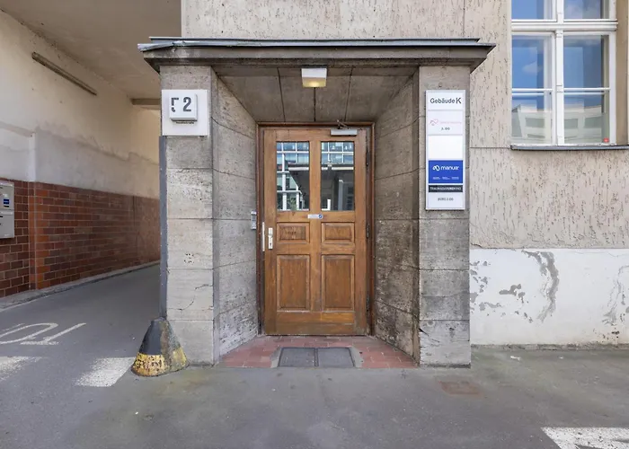 160Qm 6-Zimmer Banksi-Galerie-Apartment Hauptbahnhof