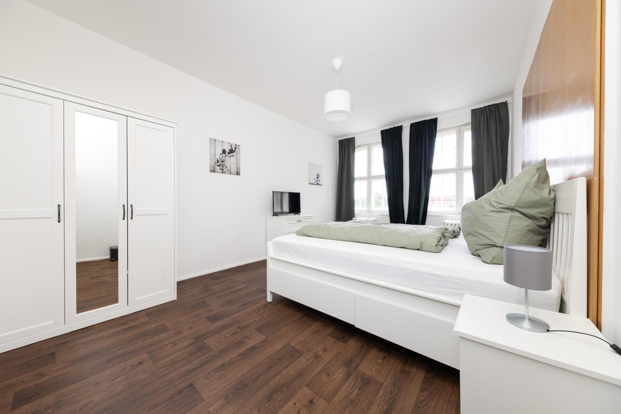 160qm 6-zimmer Banksi-galerie-apartment Hauptbahnhof Appartement