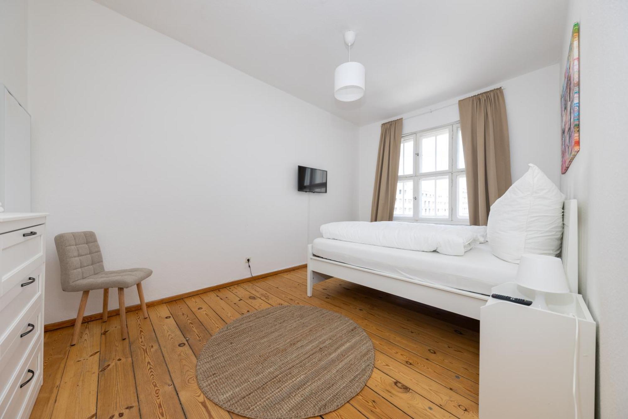 160qm 6-zimmer Banksi-galerie-apartment Hauptbahnhof Appartement