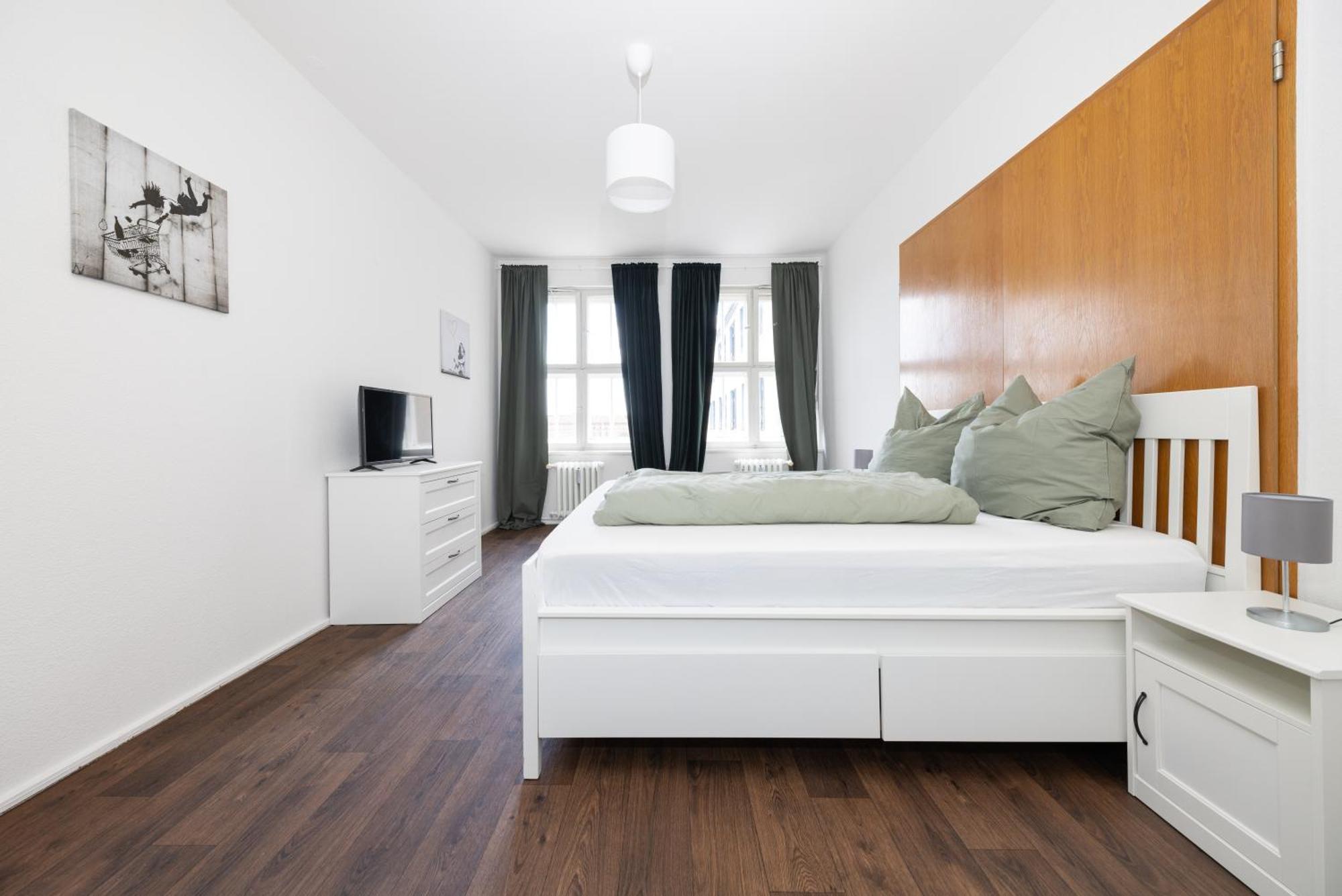 160qm 6-zimmer Banksi-galerie-apartment Hauptbahnhof Appartement *